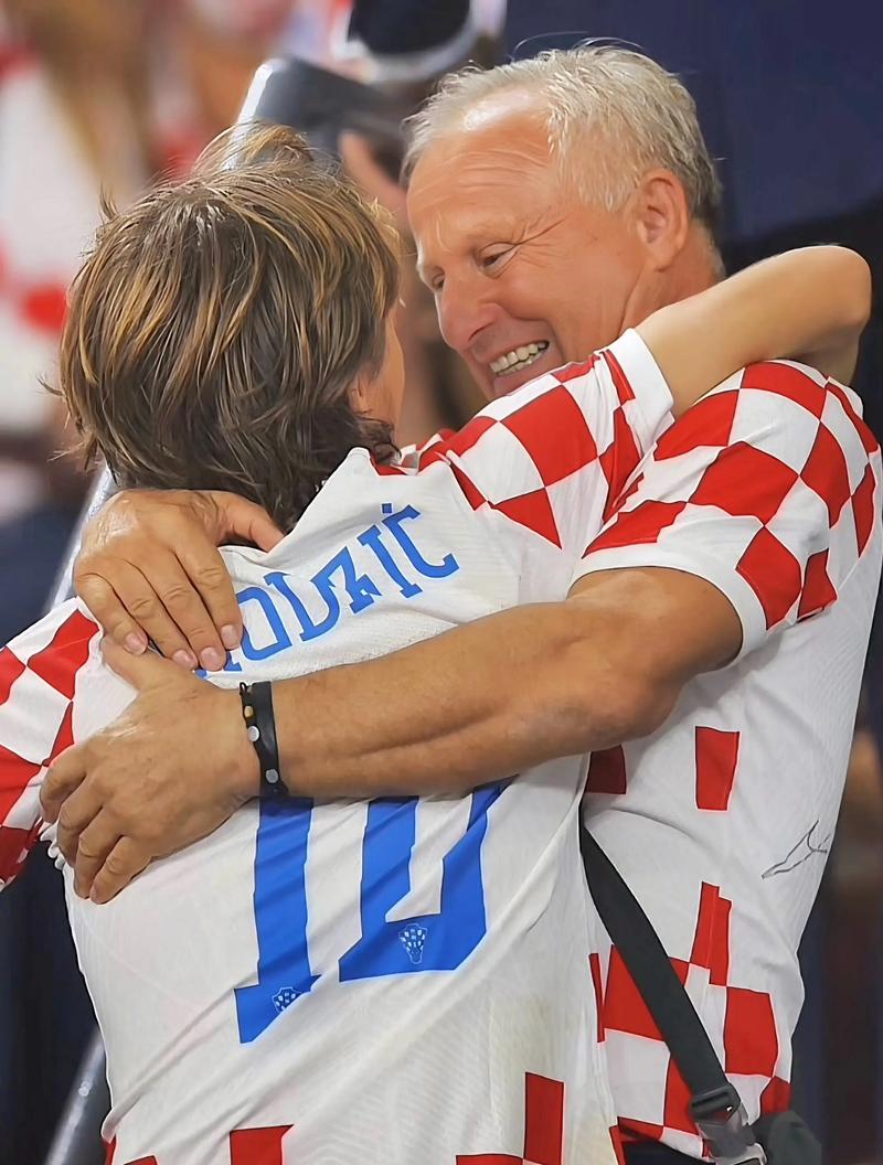 瞰体育｜张子宇之惑？中国篮球之殇