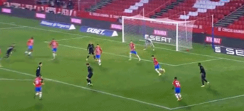 纽卡斯尔拒绝了利物浦1.2亿的报价......