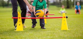 篮球火箭球员连续三场助攻上双