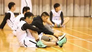 拜仁积极追求梅努，欲将其打造成欧冠核心，但曼联与意甲球队争夺，形势激烈。