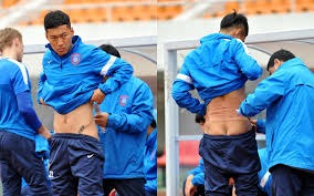 赌场里的“筹码转换”：解析为什么把现金变成塑料片能降低你的痛感。（从现金到筹码：揭示赌场如何降低你的花钱痛感）