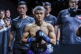 波兰主帅：莱万能在11月出场；巴萨和弗里克没对他感到不满